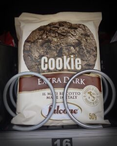 American Cookie - Extra Dark im Dorfkiosk-Automaten in Pfaffenweiler