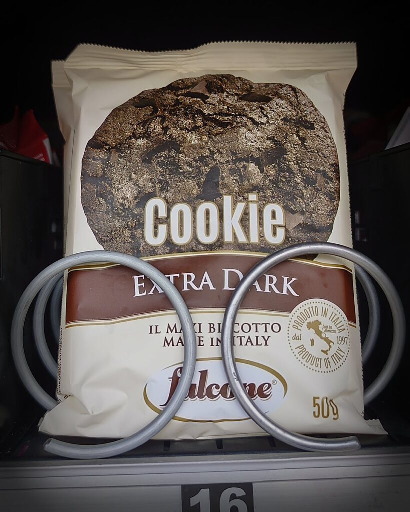American Cookie - Extra Dark im Dorfkiosk-Automaten in Pfaffenweiler