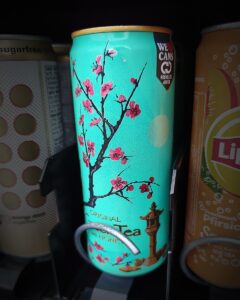AirZona Peached Ice Tea im Dorfkiosk-Automaten in Pfaffenweiler