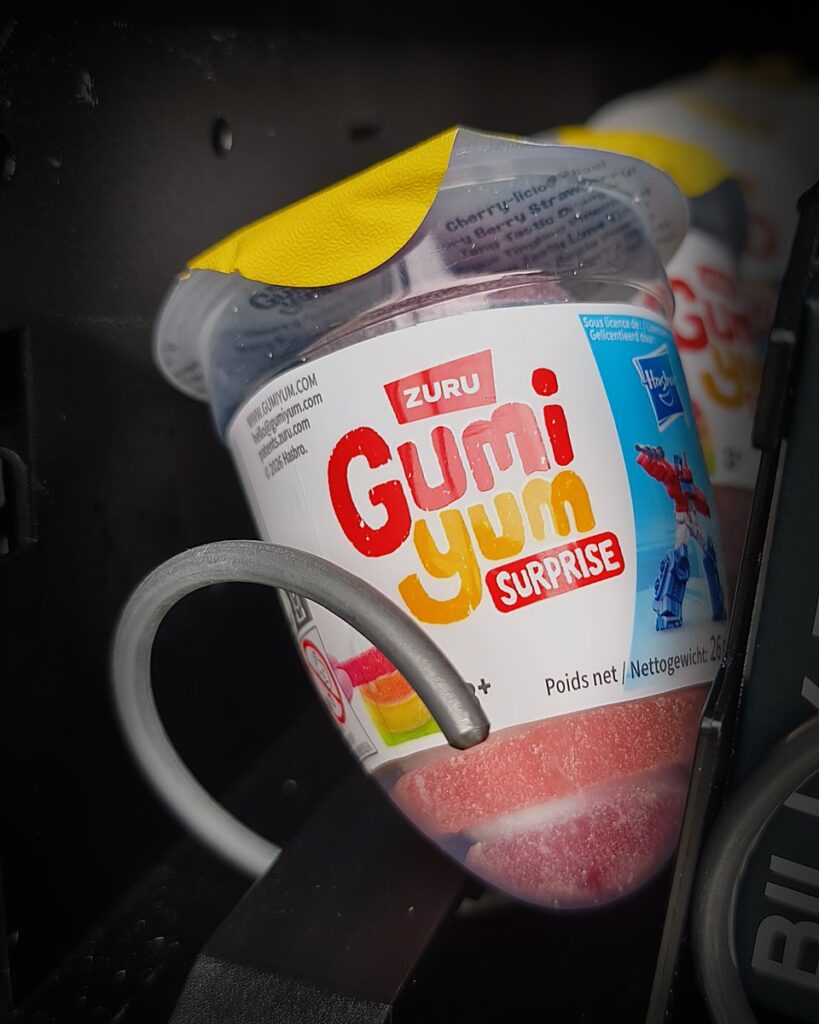 Gumi Yum Suprise im Dorfkiosk-Automaten in Pfaffenweiler